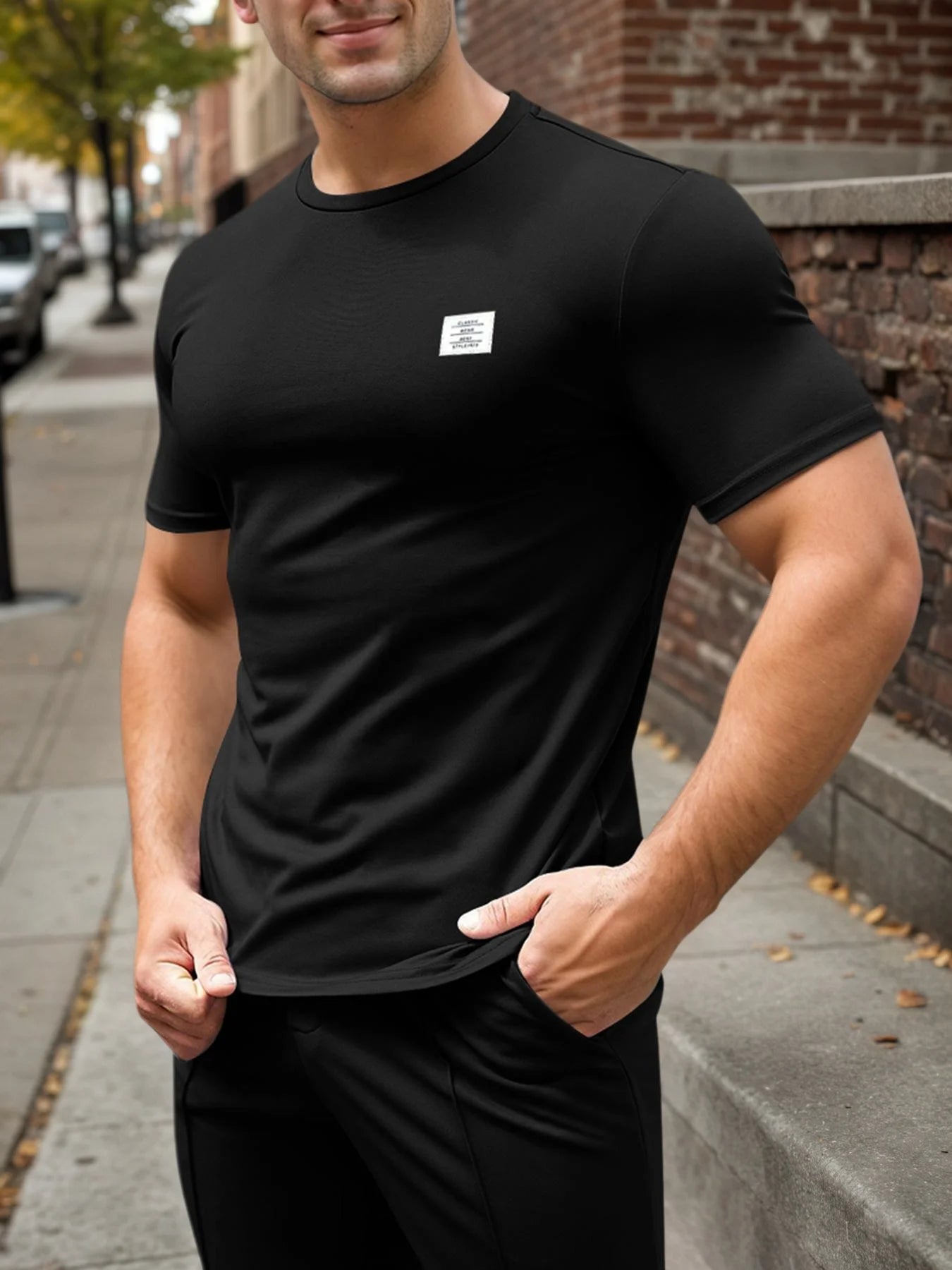 Men's 2-piece short-sleeved round neck summer T-shirt and casual cuffed trousers sports suit Men's trousers and tops casual suit