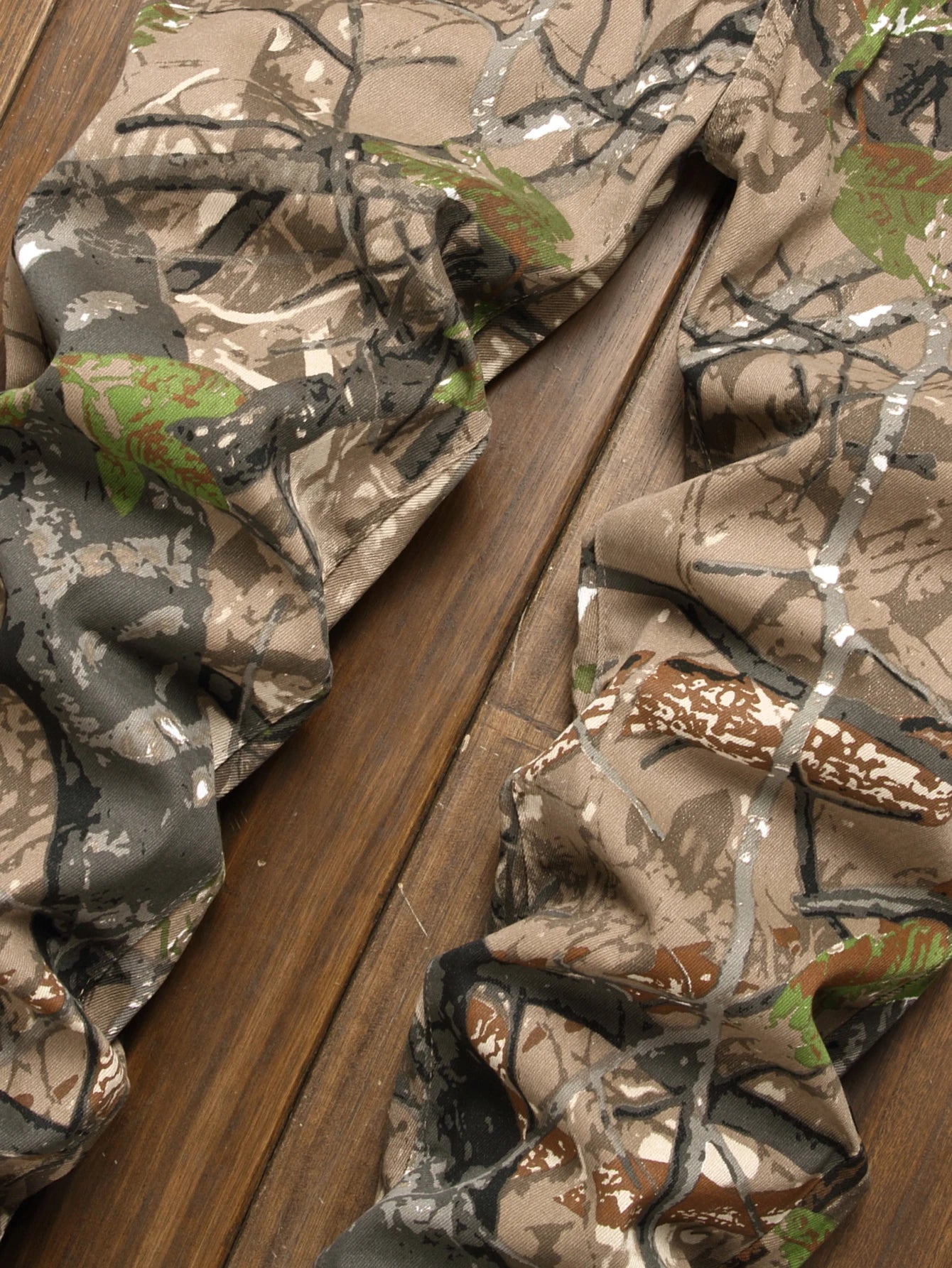 Stylish Mid Stretch Slim Fit Jeans - Men's Mid Waist Distressed And Ripped Denim Jeans With Tassels For All Seasons Street Wear