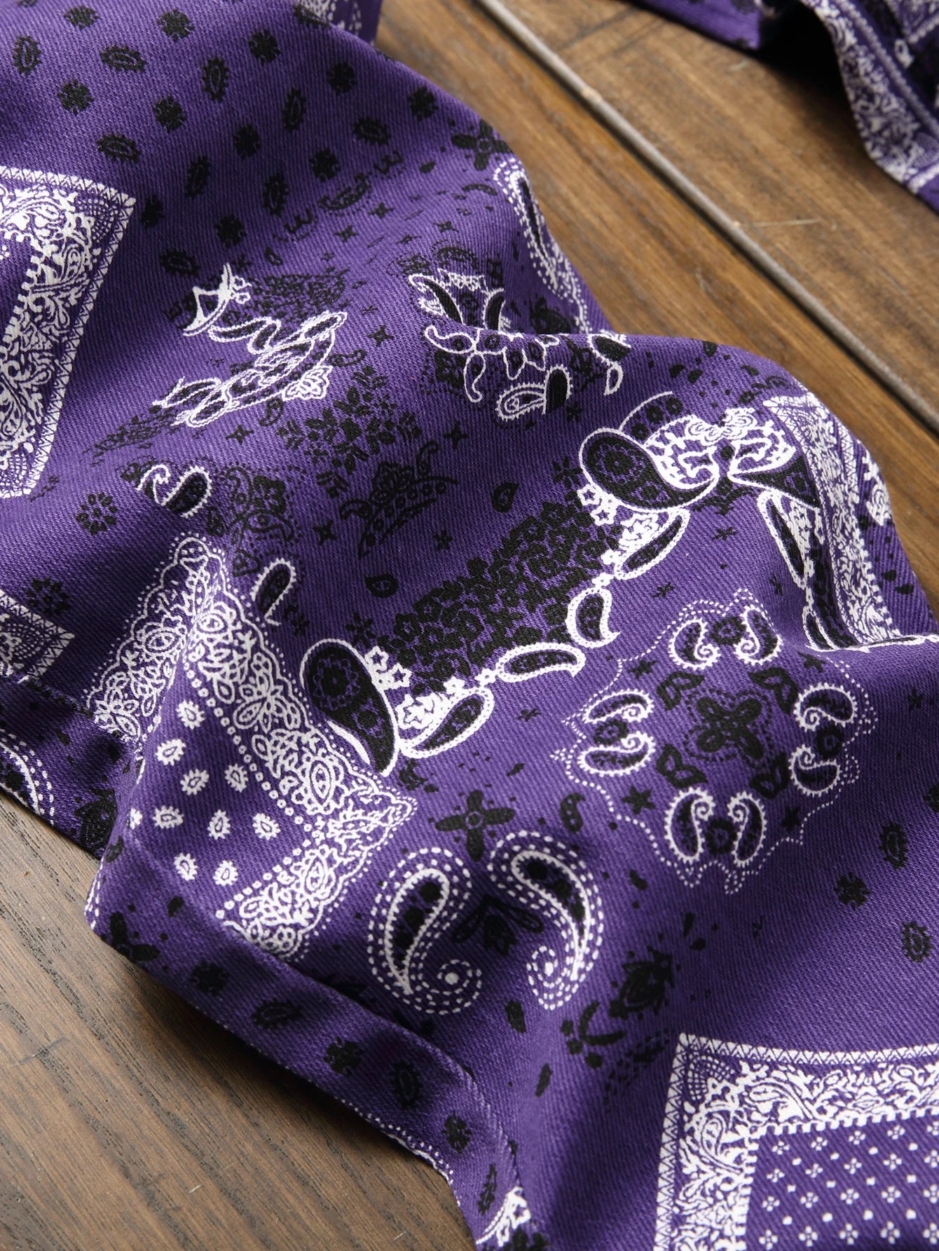 Stylish Mid Stretch Slim Fit Jeans - Men's Mid Waist Distressed And Ripped Denim Jeans With Tassels For All Seasons Street Wear