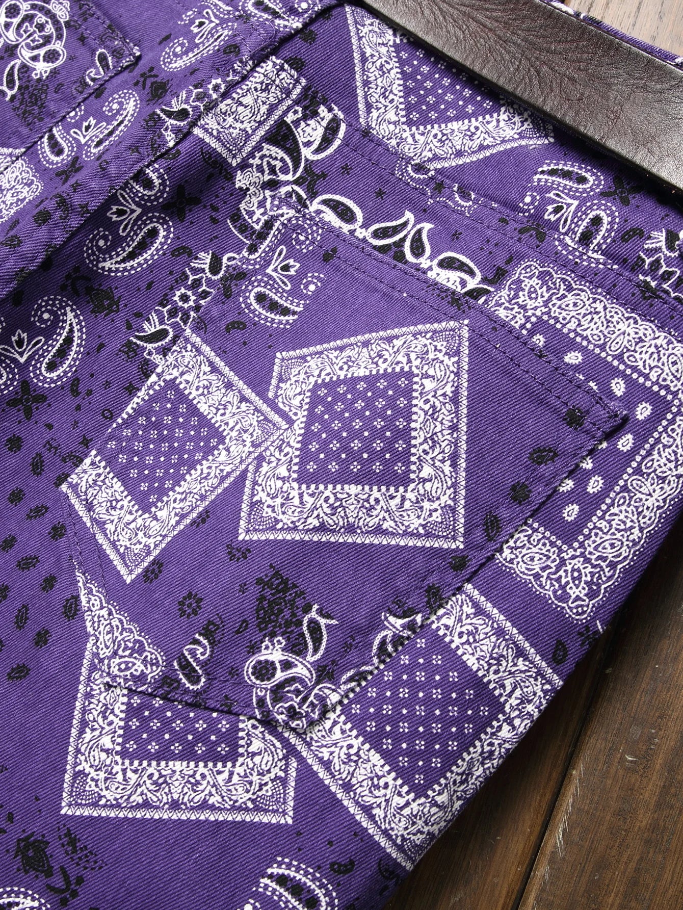 Stylish Mid Stretch Slim Fit Jeans - Men's Mid Waist Distressed And Ripped Denim Jeans With Tassels For All Seasons Street Wear