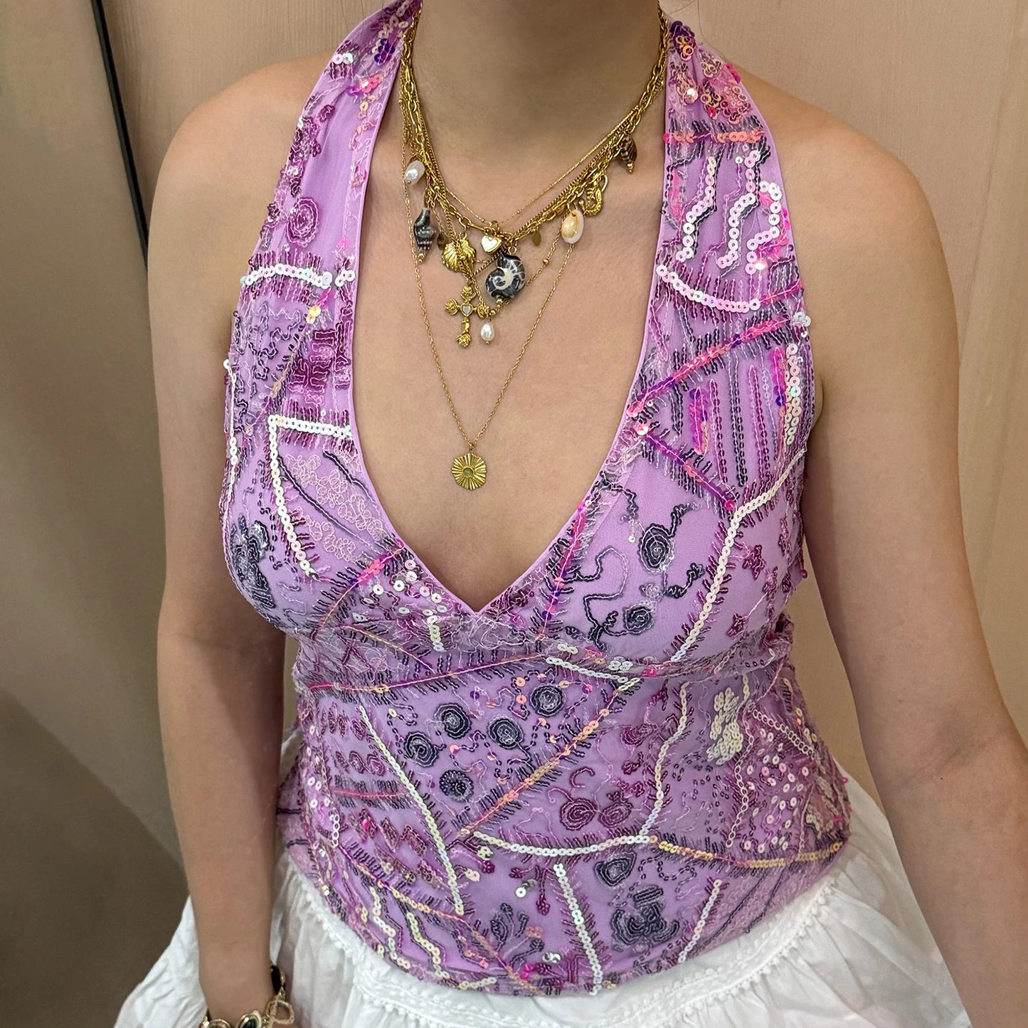 Elegant Sequined Halter Neck Top with V-Neck and Sleeveless Design Perfect for Summer Parties and Events Flattering  Fit