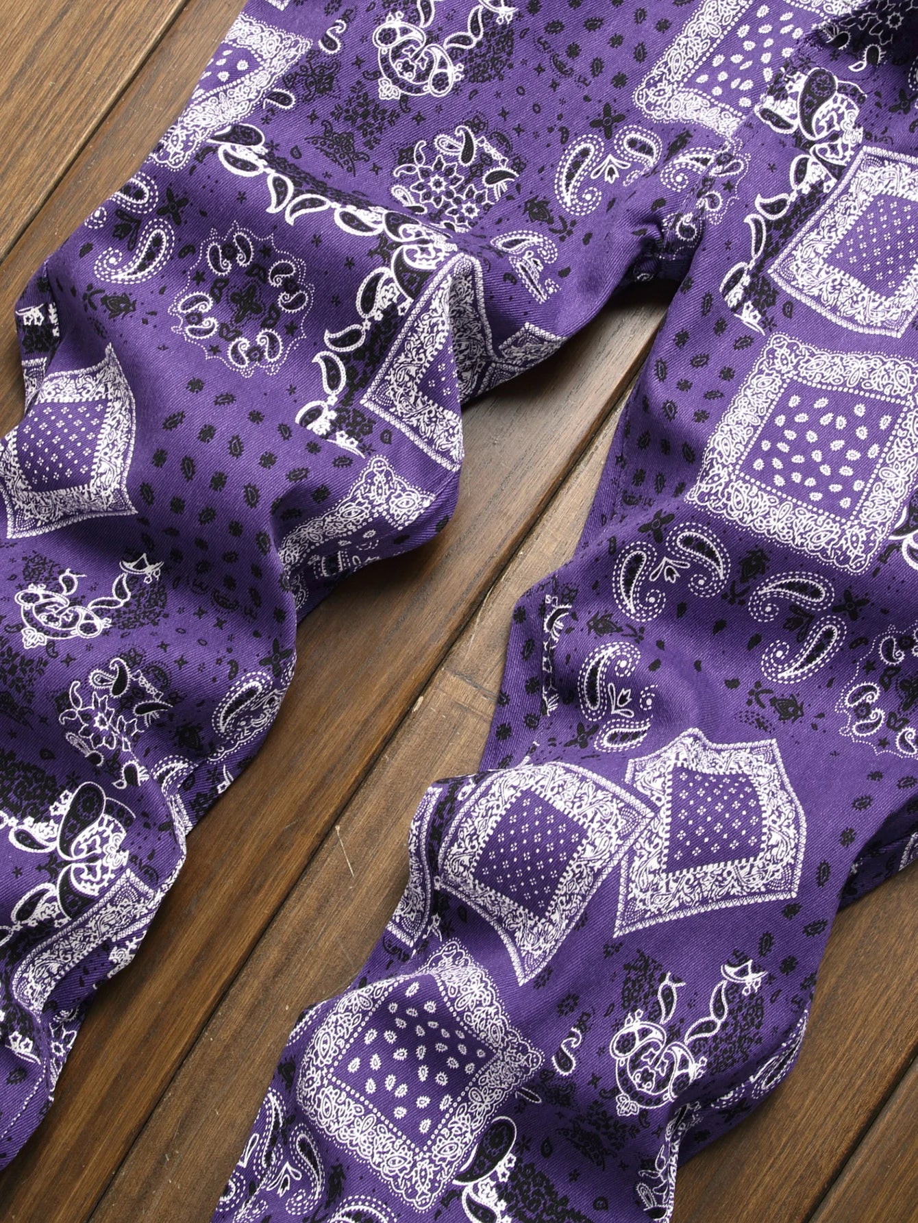 Stylish Mid Stretch Slim Fit Jeans - Men's Mid Waist Distressed And Ripped Denim Jeans With Tassels For All Seasons Street Wear