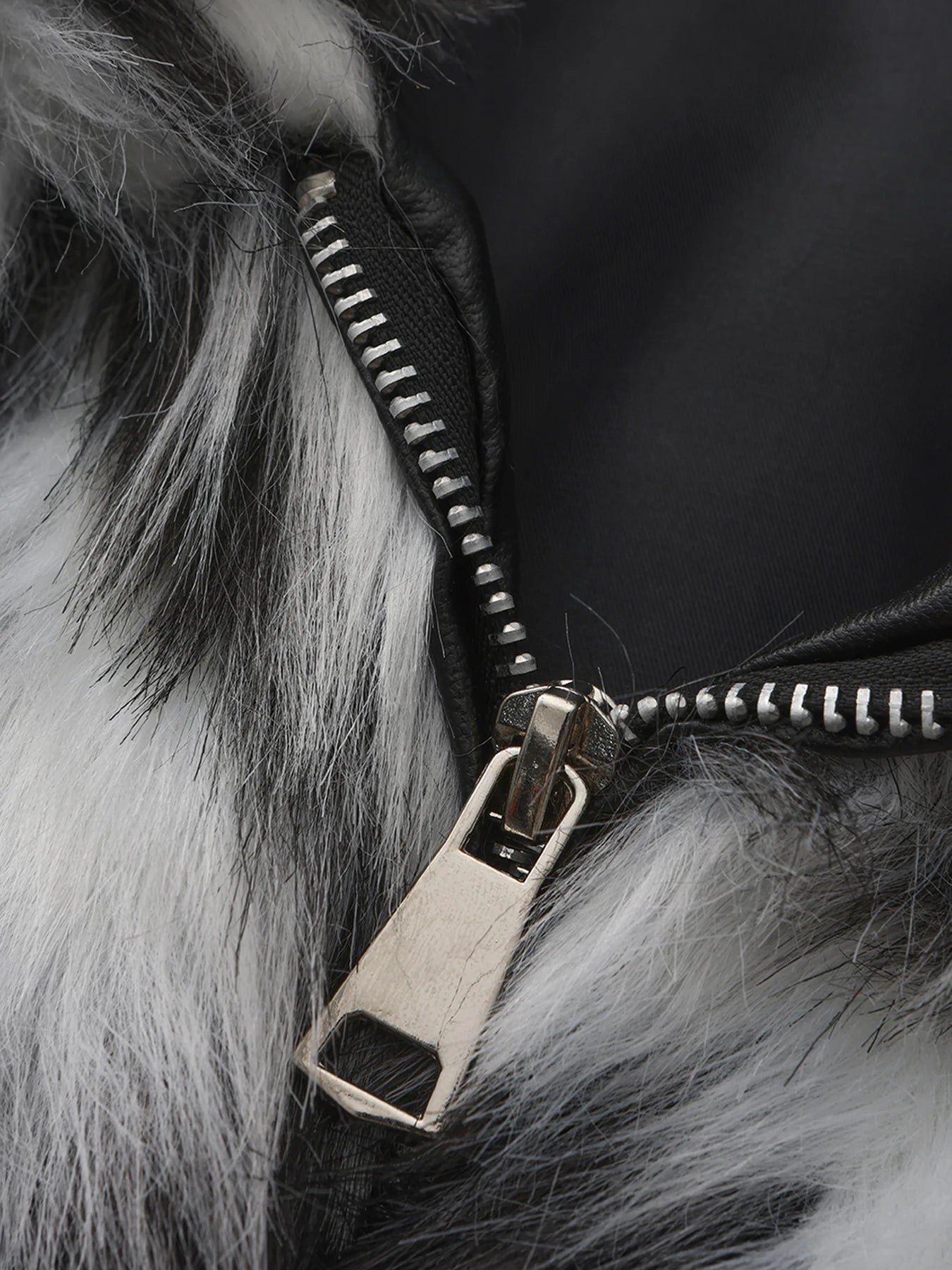 Men`s Luxury Faux Fur Hoodie Vest Long Coat Sleeveless Jacket Winter Fluffy Warm Outwear Plush Overcoat with Pockets With Hood